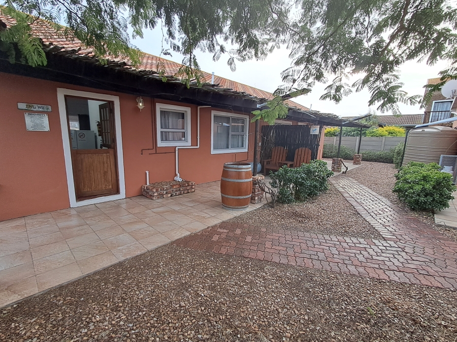 8 Bedroom Property for Sale in Colchester Eastern Cape